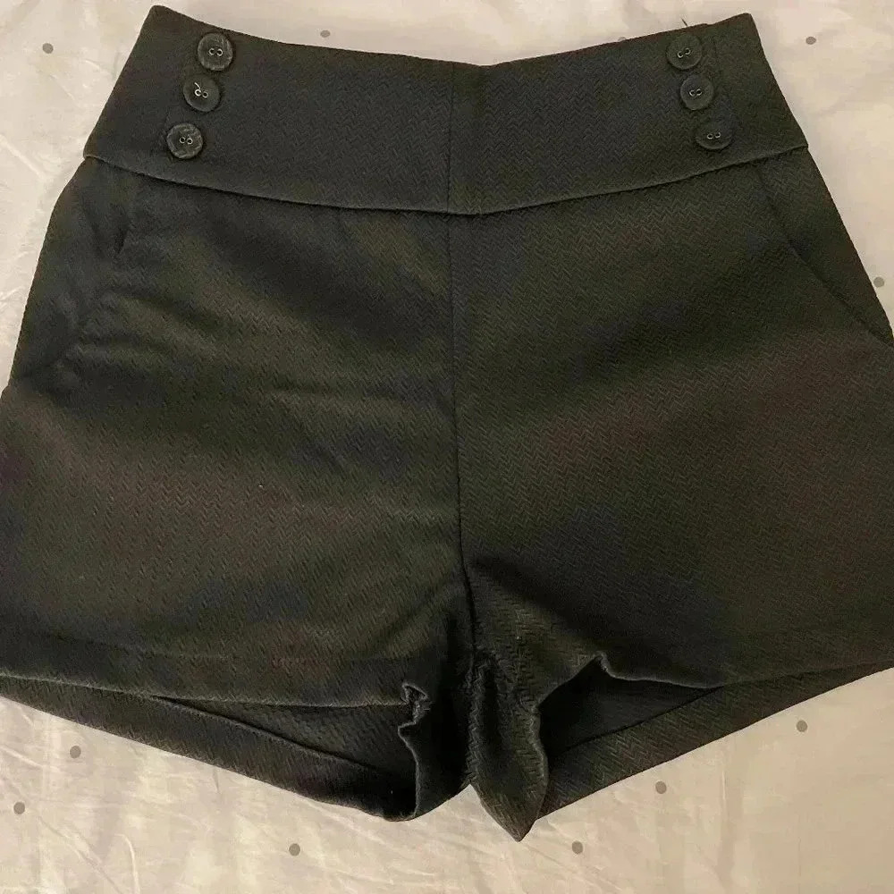 [Urban Outfitters] Herringbone High Waisted Shorts